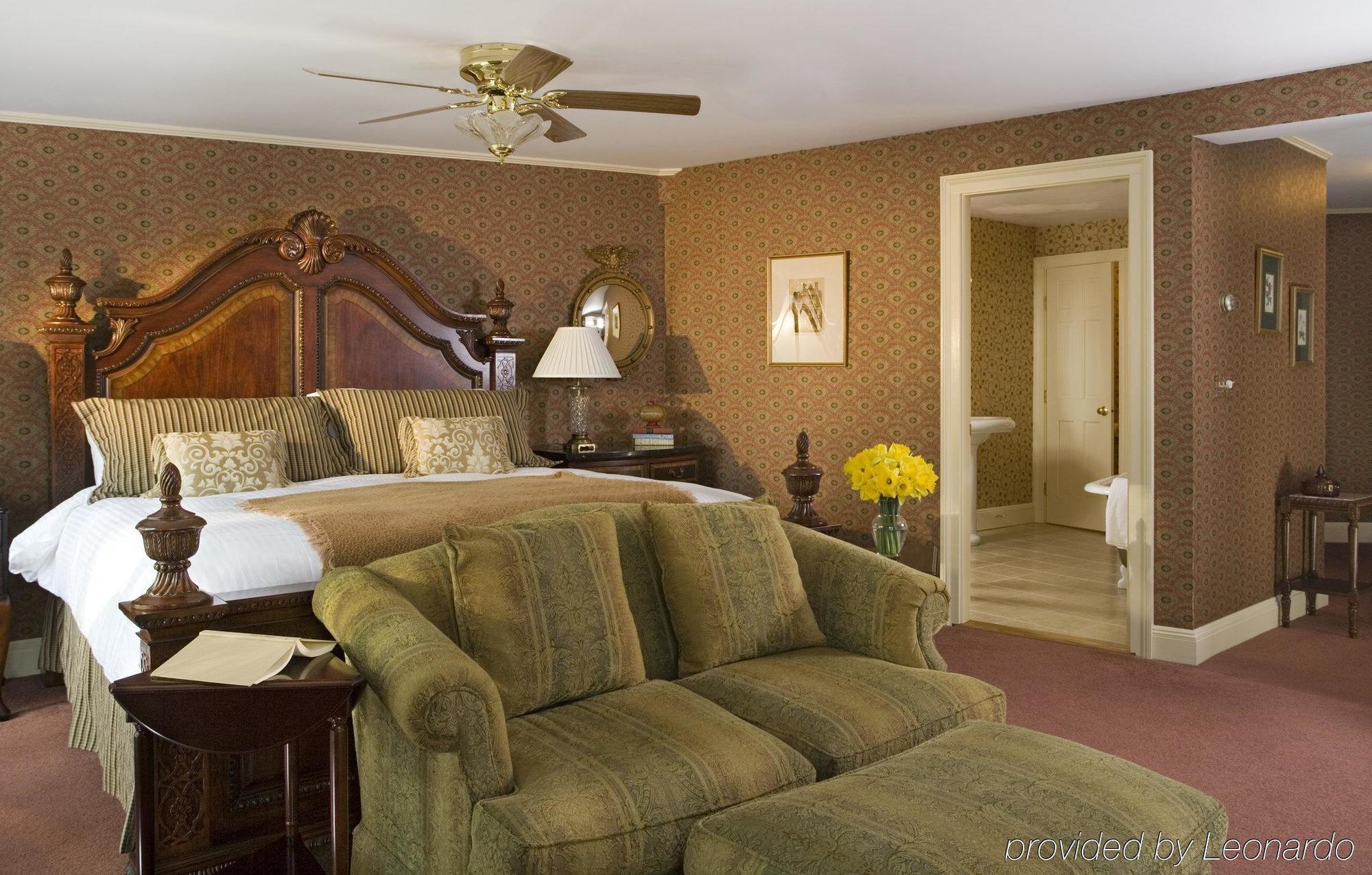 The Manor On Golden Pond Bed & Breakfast Holderness Ruang foto