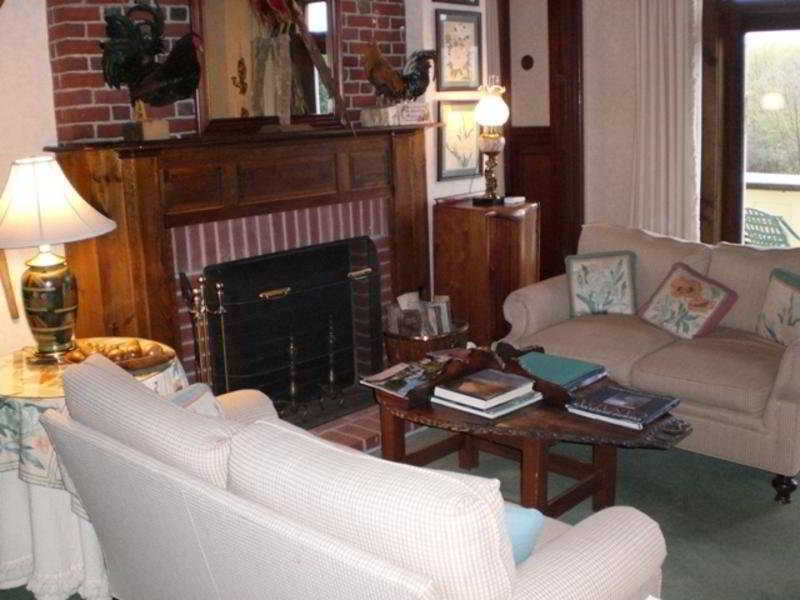 The Manor On Golden Pond Bed & Breakfast Holderness Bagian luar foto